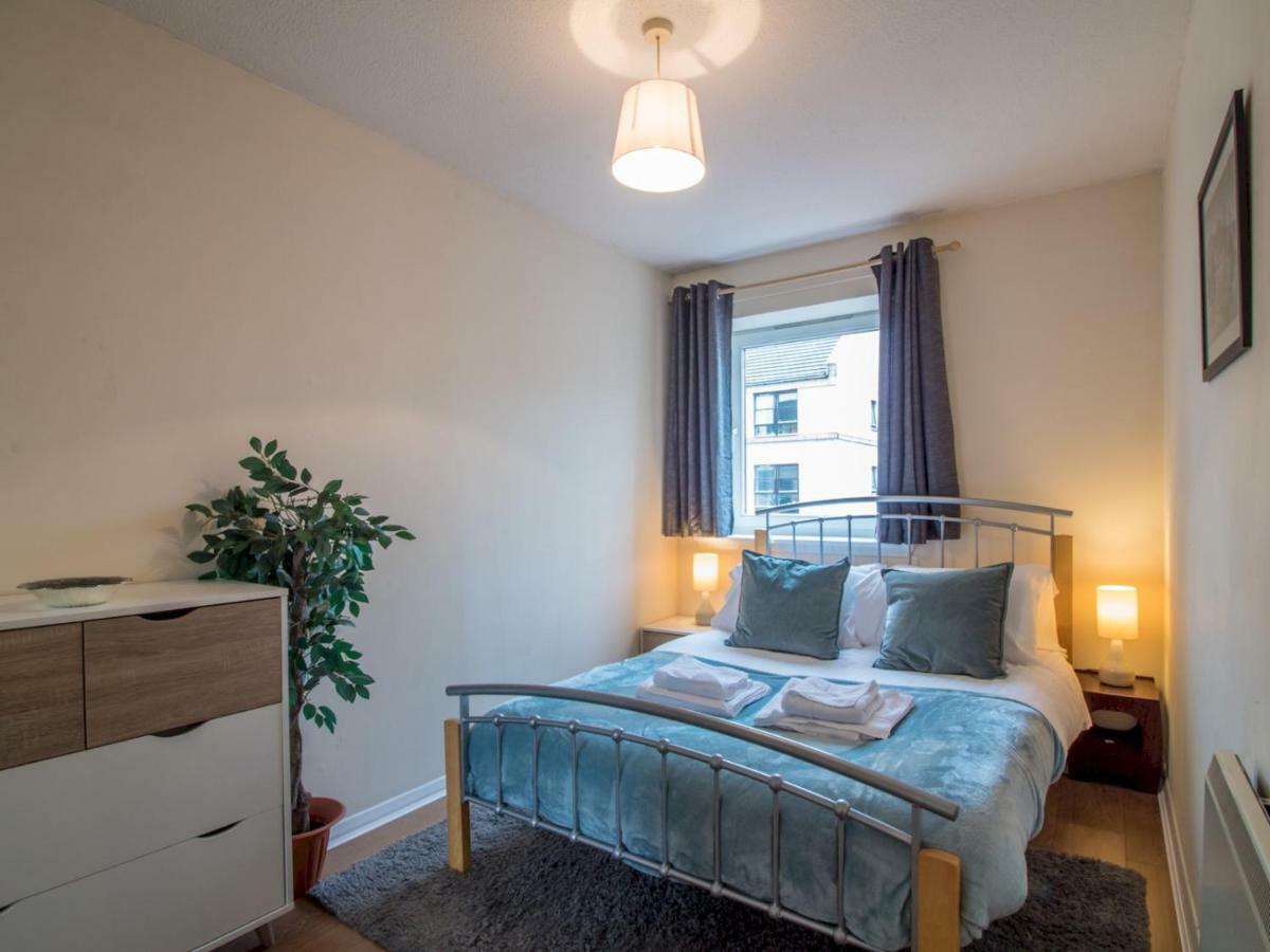 Bright & Tranquil Apartment Near City Centre With Free Parking! Edinburgh Exterior foto