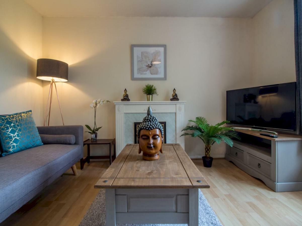 Bright & Tranquil Apartment Near City Centre With Free Parking! Edinburgh Exterior foto