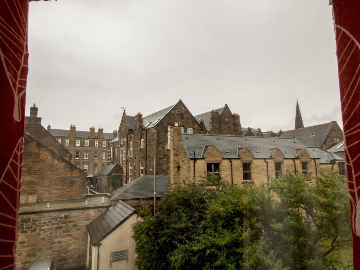 Bright & Tranquil Apartment Near City Centre With Free Parking! Edinburgh Exterior foto